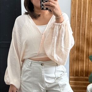 Free People Dolman Bubble Sleeve. XS run big